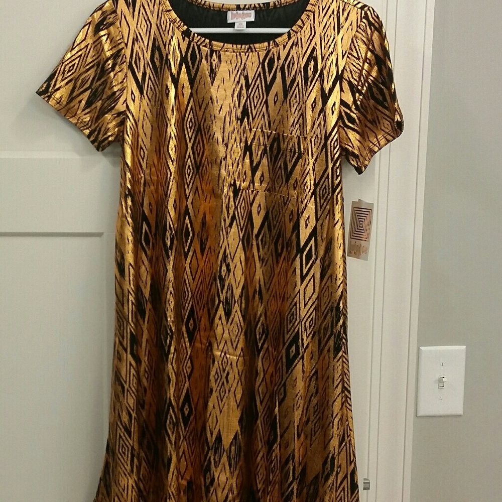 XS Lularoe Elegant Carly